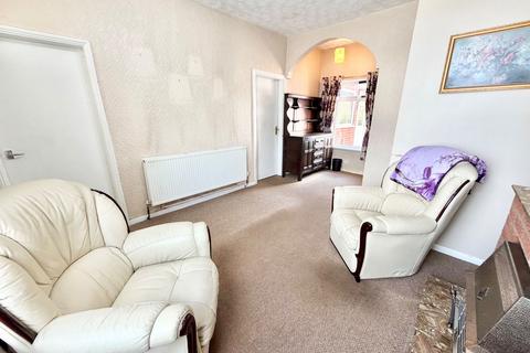 undefined, Commonside, Brierley Hill DY5