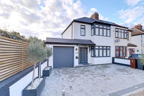 3 bedroom semi-detached house for sale, Elmer Gardens, Rainham RM13
