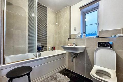 1 bedroom house to rent, Oxleigh Way, Bristol BS34