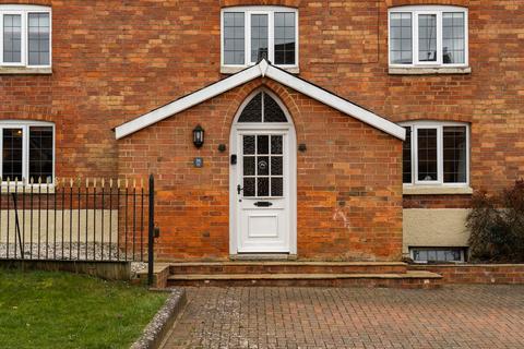 undefined, East Street, Long Buckby, NN6