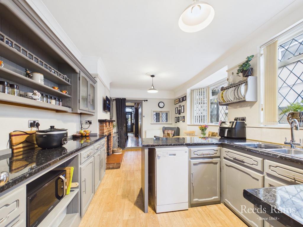 Breakfast Kitchen