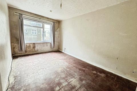 2 bedroom flat for sale, Stockleigh Road, East Sussex TN38