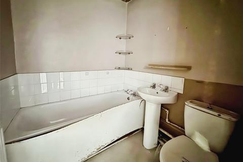 2 bedroom flat for sale, Stockleigh Road, East Sussex TN38
