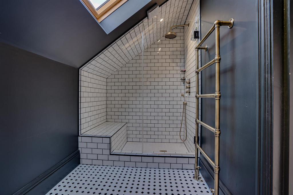 En-suite (3).jpg