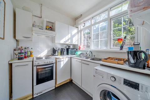 4 bedroom terraced house to rent, May Road, East Sussex BN2