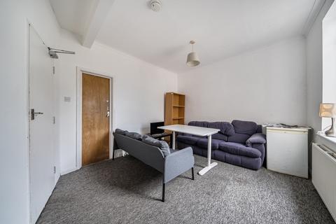 6 bedroom terraced house to rent, Clyde Road, East Sussex BN1