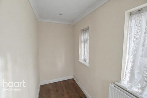 undefined, Ballards Road, DAGENHAM
