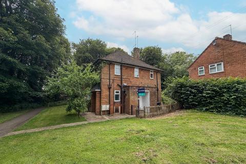 1 bedroom flat for sale, West Park Close, Roundhay, Leeds