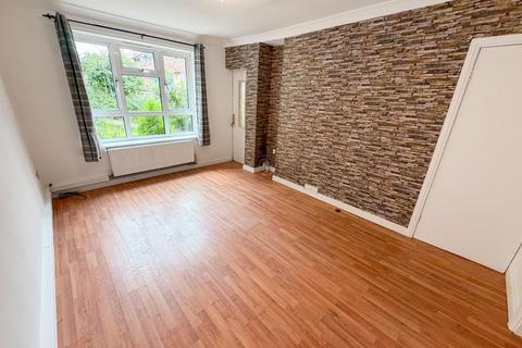 1 bedroom flat for sale, West Park Close, Roundhay, Leeds