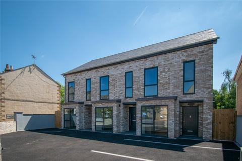 2 bedroom end of terrace house for sale, High Street, Chesterton, Cambridge, Cambridgeshire, CB4