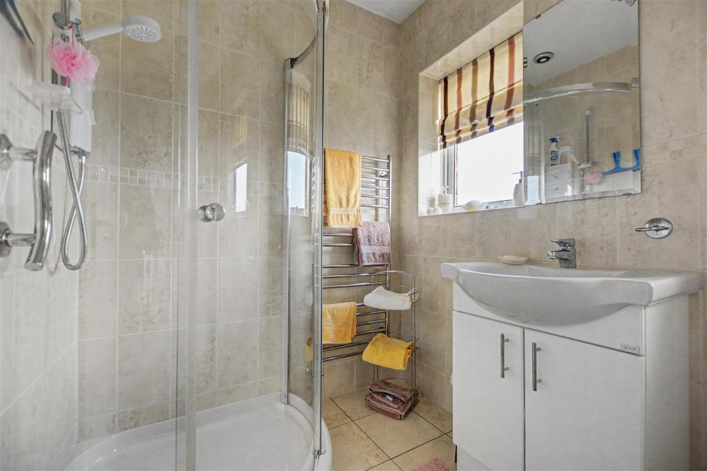 Shower Room 1.jpeg