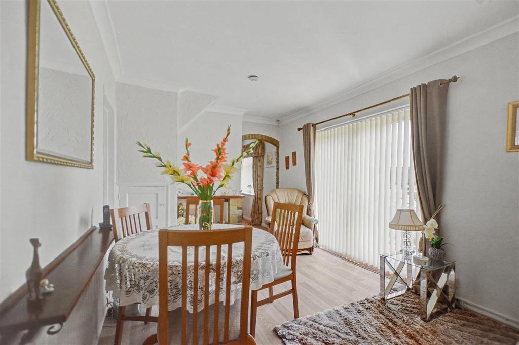 Dining Room 1.jpeg