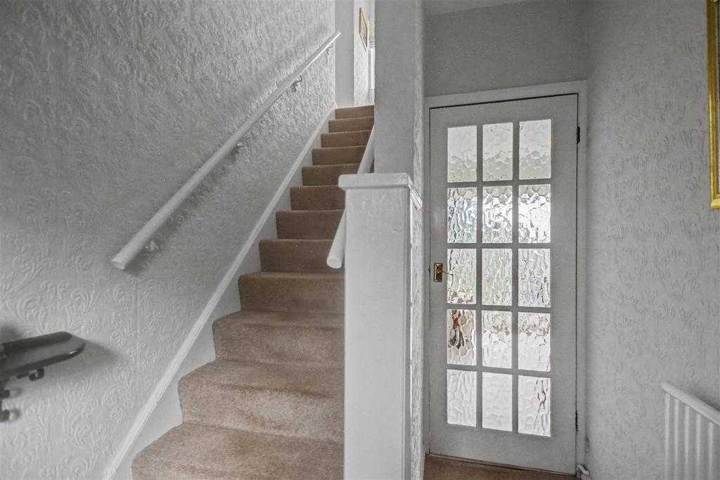Entrance Hall 2.jpeg