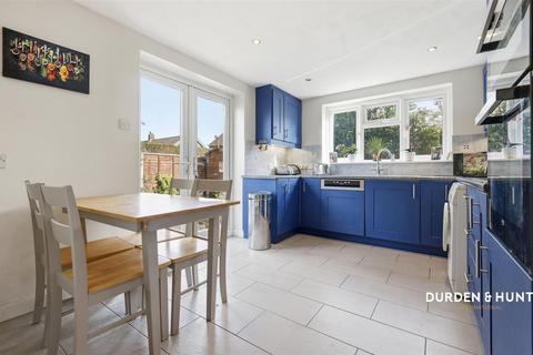 4 bedroom semi-detached house for sale, Gepps Close, High Easter, CM1