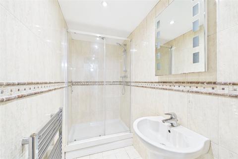 undefined, Dover Street, Reading, Berkshire, RG1