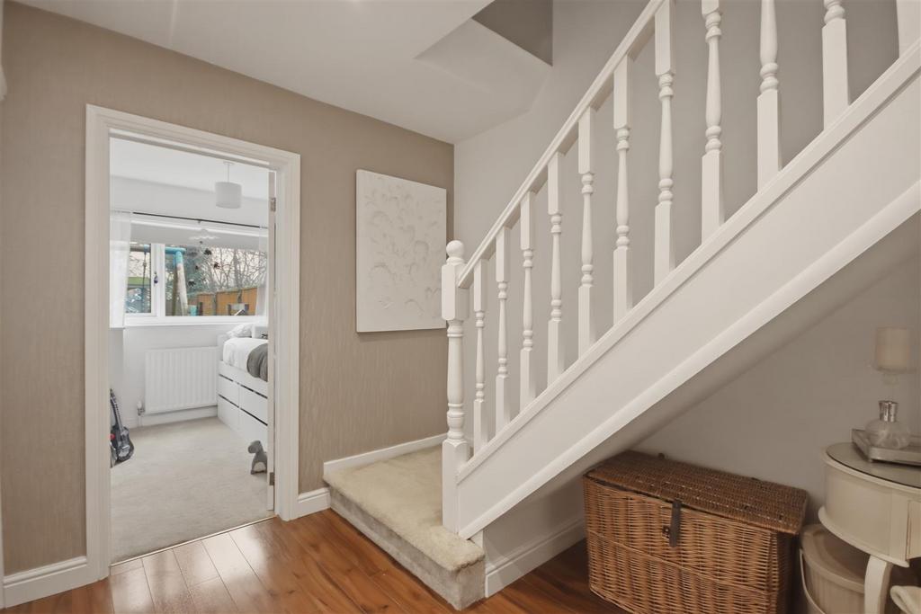 Lower G/Floor Hallway