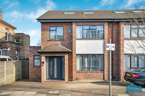 4 bedroom semi-detached house for sale, Bibsworth Road, London, N3