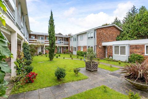 Mathon Court, Cross Lanes, Guildford, Surrey, GU1