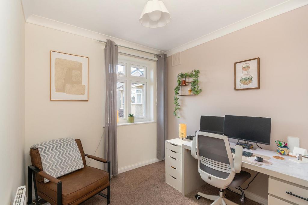 2 R8 CSH - Bedroom D.jpg