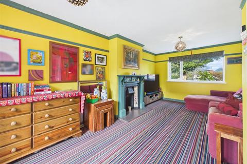 3 bedroom semi-detached house for sale, Bamburgh Crescent, Shiremoor