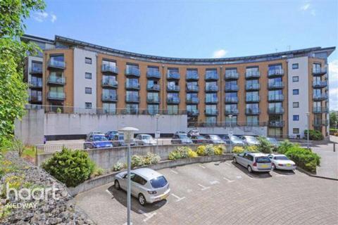 1 bedroom flat for sale, Barrier Road, chatham