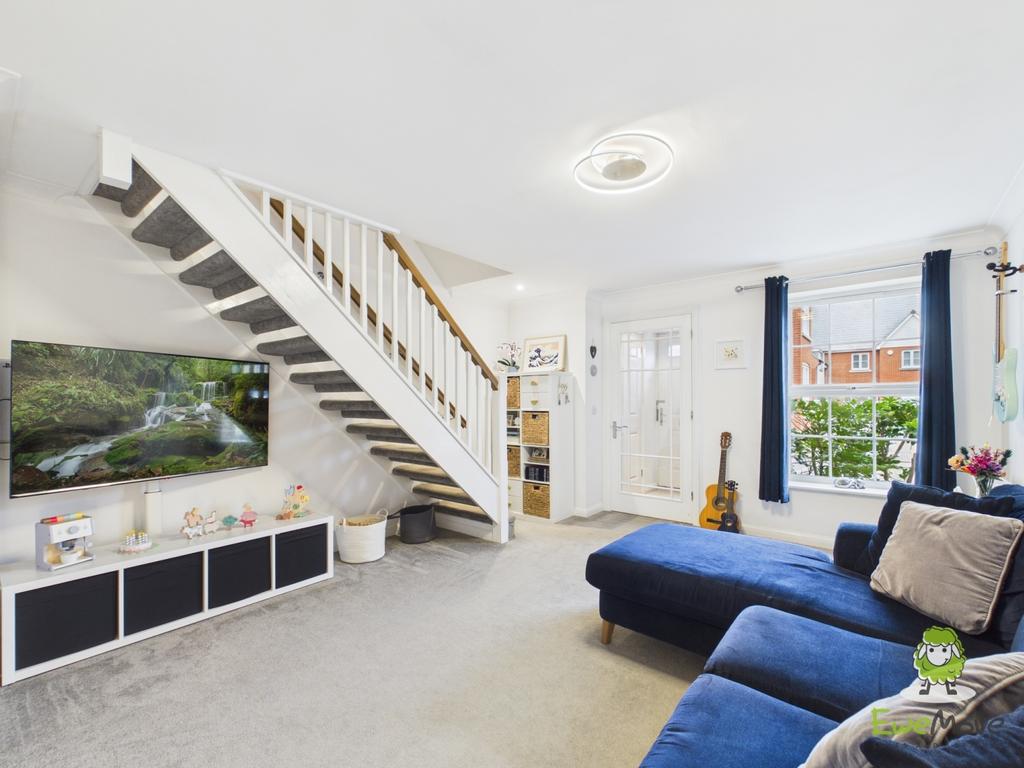 Ewe Move Estate Agents Basingstoke - Wickham Way -L
