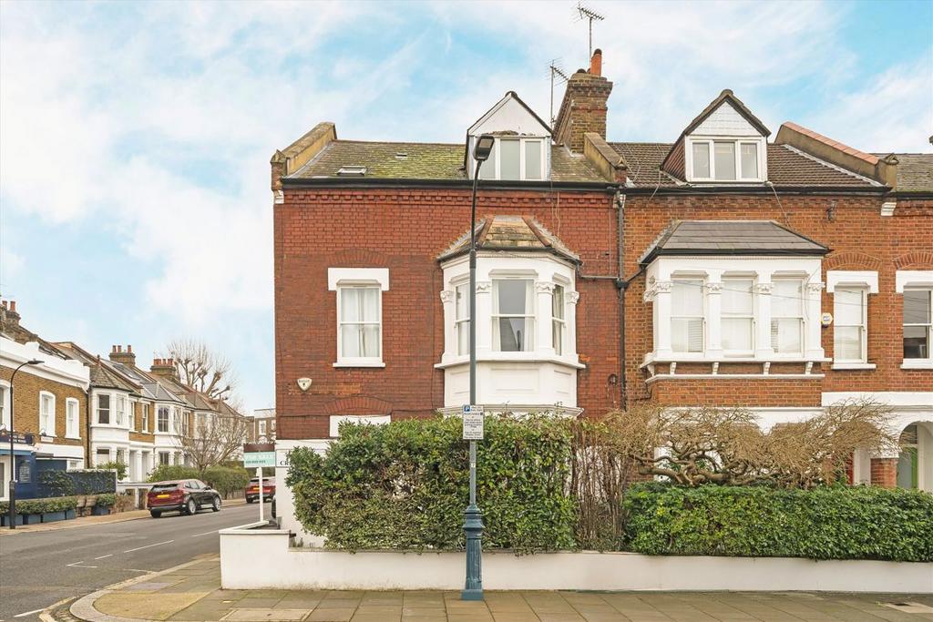 Detached house exterior