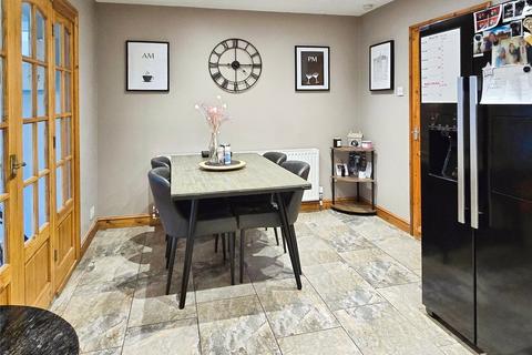 3 bedroom semi-detached house for sale, Fernhill Lane, Oswestry SY11