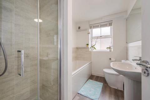 3 bedroom terraced house for sale, Harvest Drive, Petersfield, Hampshire