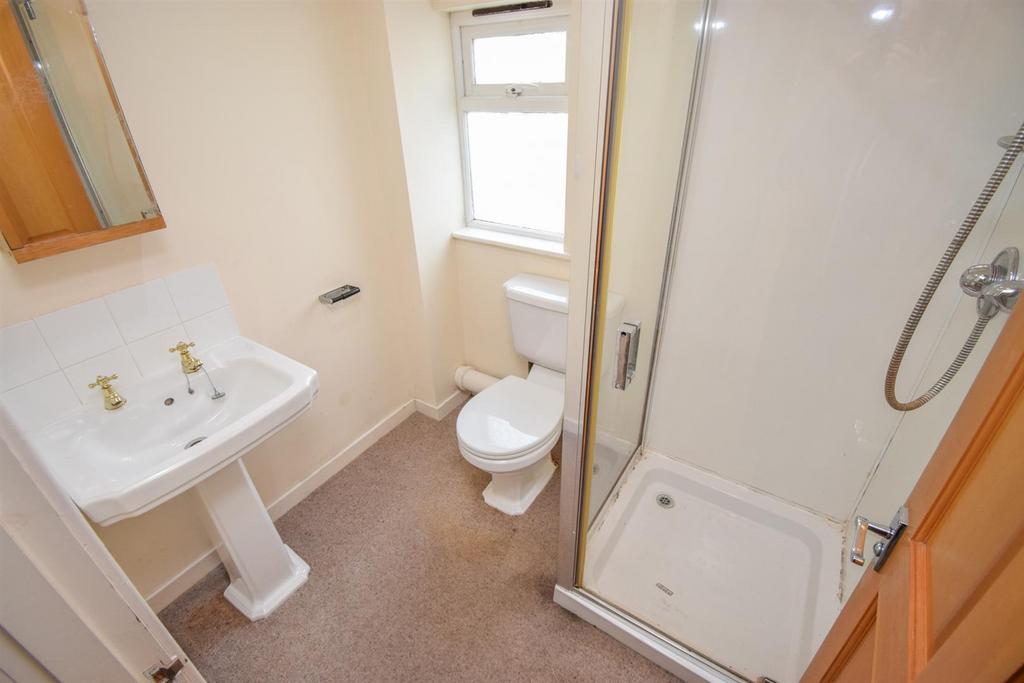 SHOWER ROOM-2.jpg