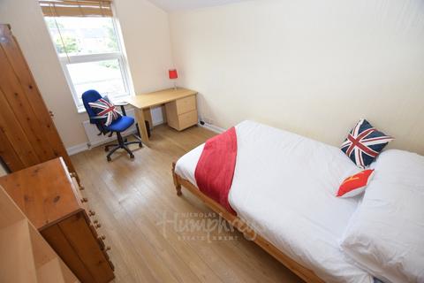 undefined, Lutterworth Road, Northampton NN1