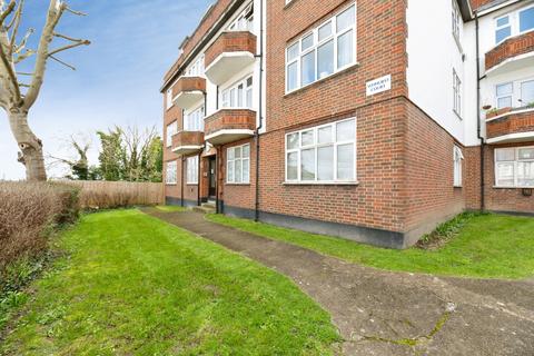Carshalton Road, Sutton, SM1