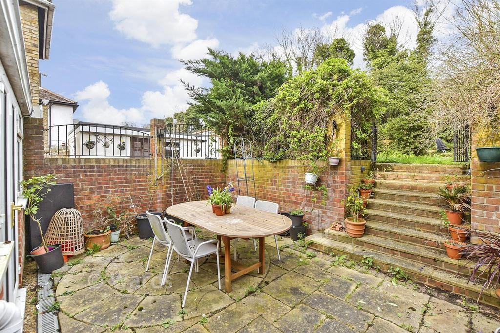 Patio / Decking