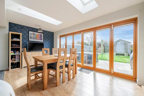 undefined, Furlong Row,  Clanfield,  Bampton,  OX18