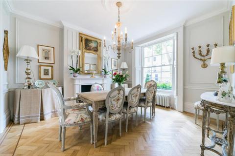 undefined, Wellington Square, London SW3