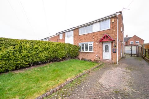 3 bedroom semi-detached house for sale - Walton Drive, Bradford, BD11