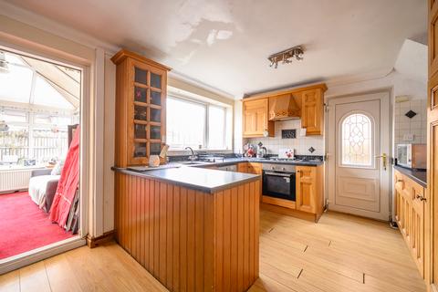 undefined, Walton Drive, Bradford, BD11