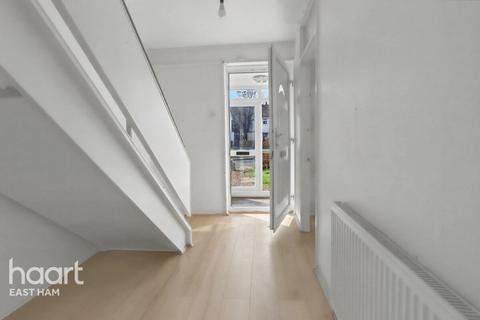 undefined, Langdon Crescent, London