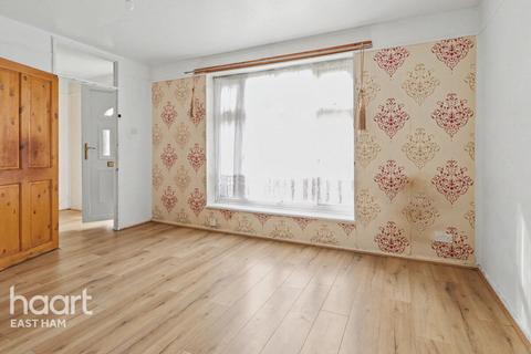 undefined, Langdon Crescent, London