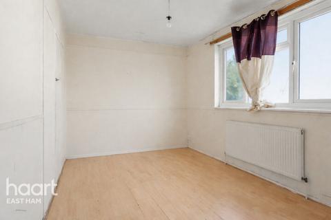 undefined, Langdon Crescent, London