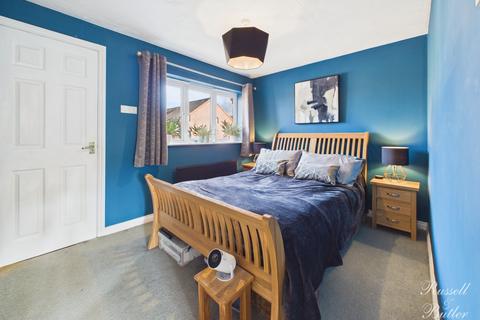 undefined, Clover End, Buckingham, Buckinghamshire, MK18
