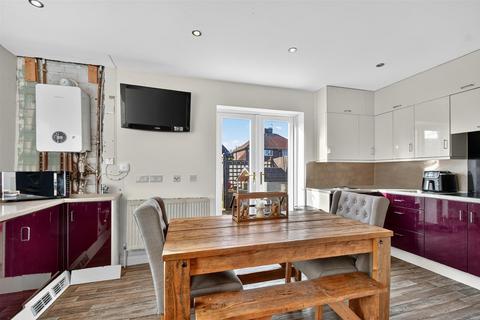 3 bedroom semi-detached house for sale, Kingsway West, York