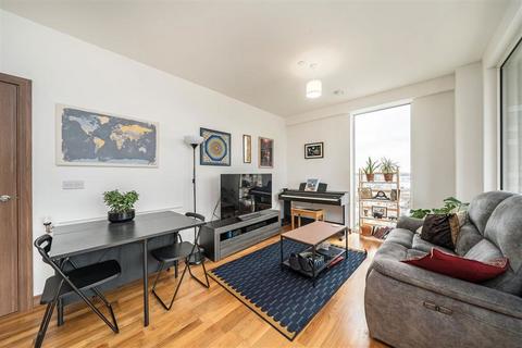 1 bedroom flat for sale, Telcon Way, London SE10