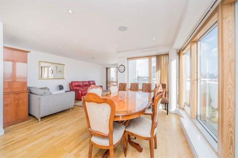 undefined, Newington Causeway, London SE1