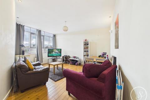 undefined, Byron Street, Leeds