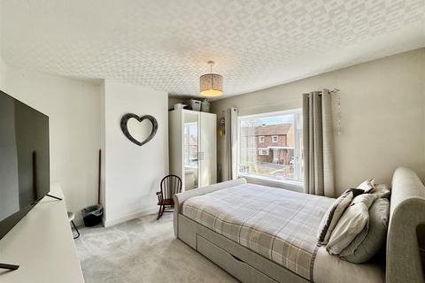 3 bedroom terraced house for sale, Rowley Lane, Lepton, Huddersfield, HD8 0EH