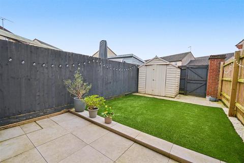 2 bedroom end of terrace house for sale, The Briars, Wool, Wareham