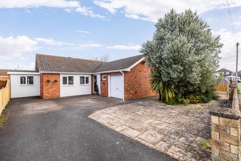 3 bedroom detached bungalow for sale, St Annes Way, Spalding
