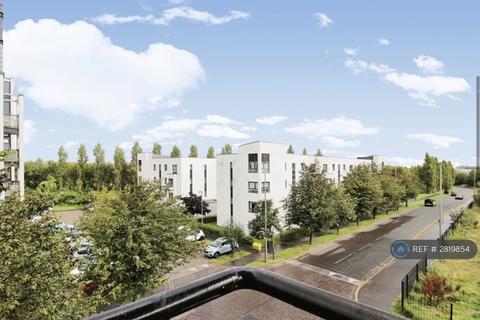 3 bedroom flat to rent, Waterfront Park, Edinburgh, EH5