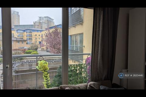 2 bedroom flat to rent, Canary Wharf, London, E14